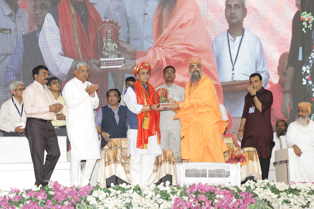 Honorable contribution of Shri Prana to awaken spiritual consciousness: Chief Minister