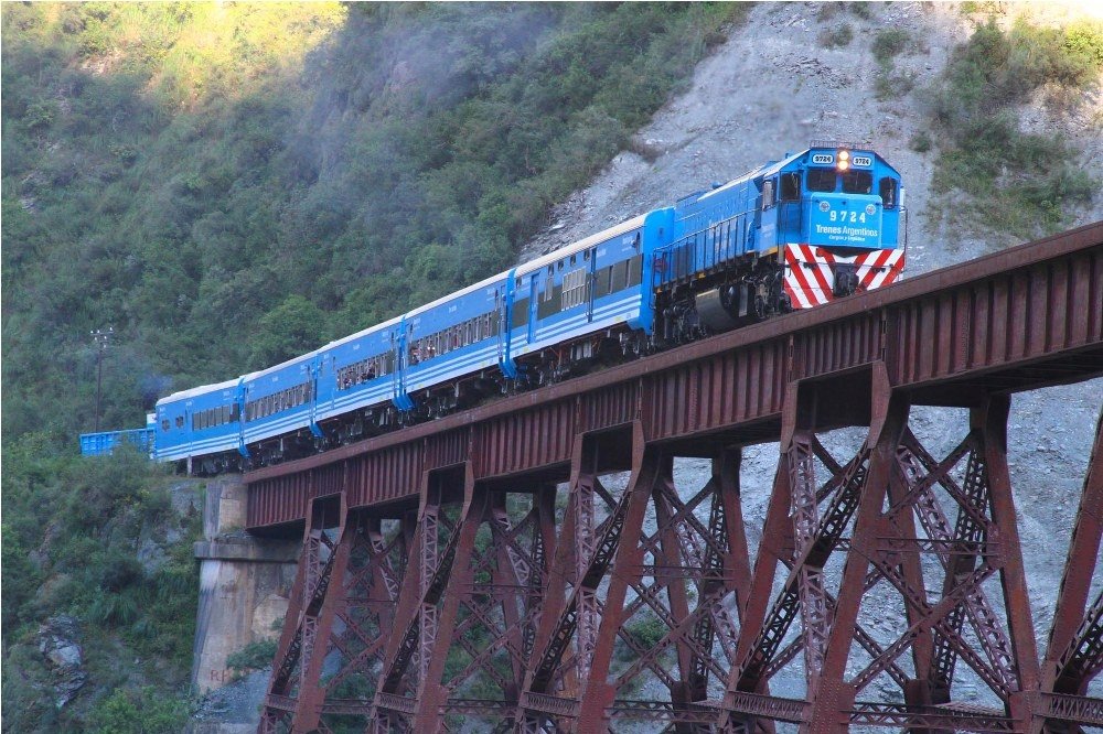 Tren nubes trenesarg