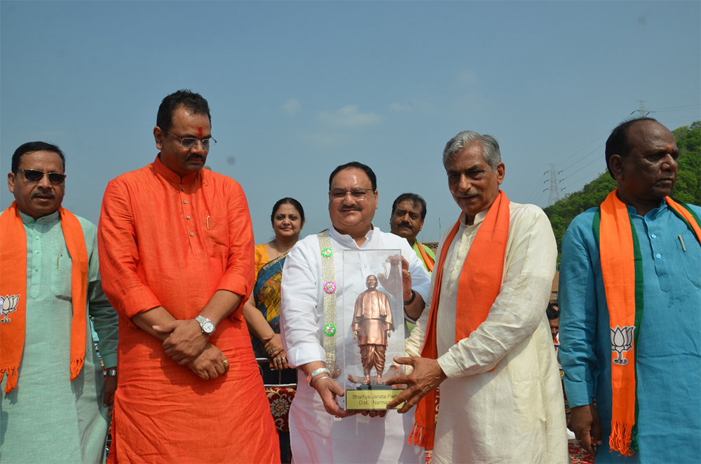 national-executive-president-of-bjp-visits-jpndda-statue-of-unity