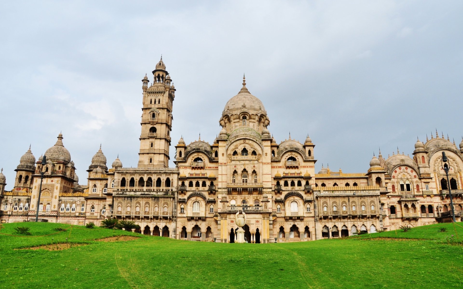 laxmi vilas palace vadodara