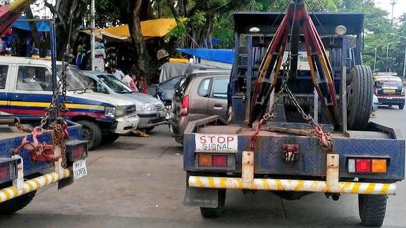 vehicles toeing