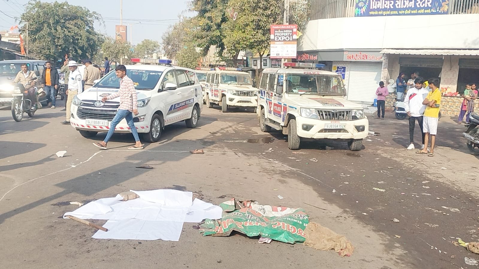 Father and son die after tanker hits bike