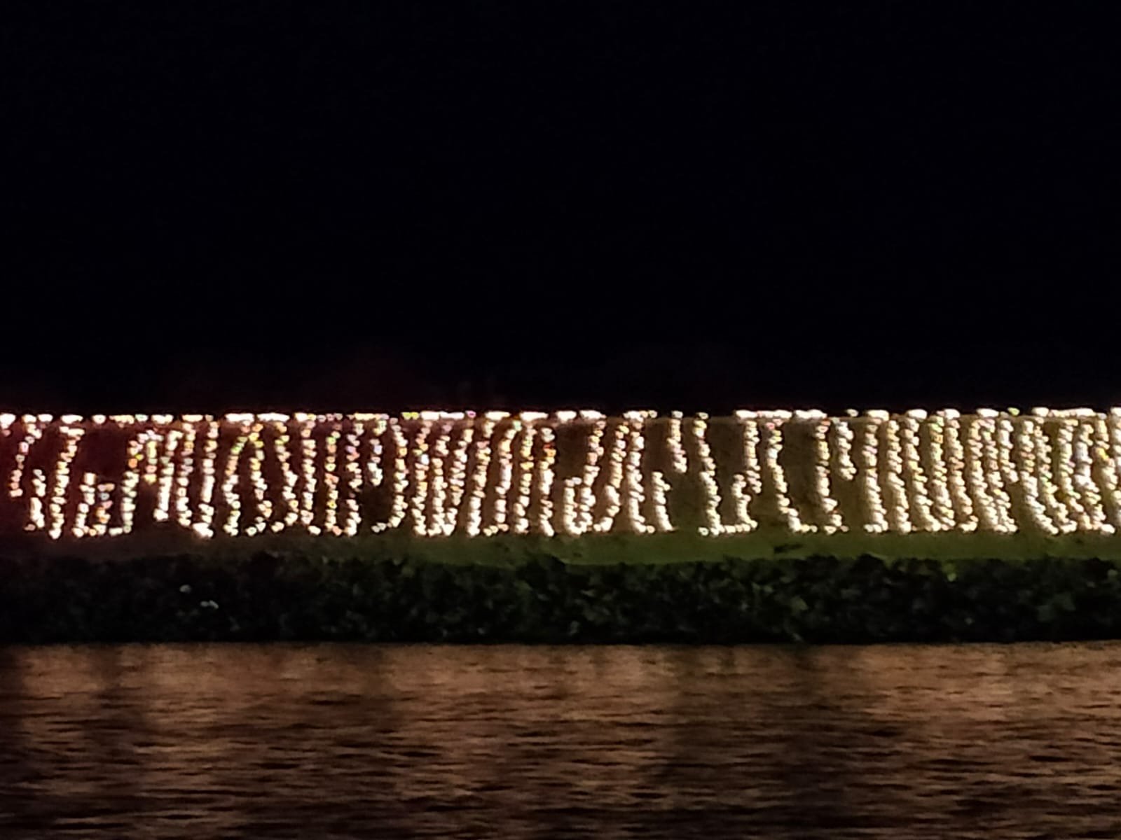 Gomti Ghat of Dwarka was lit up with five lakh lamps