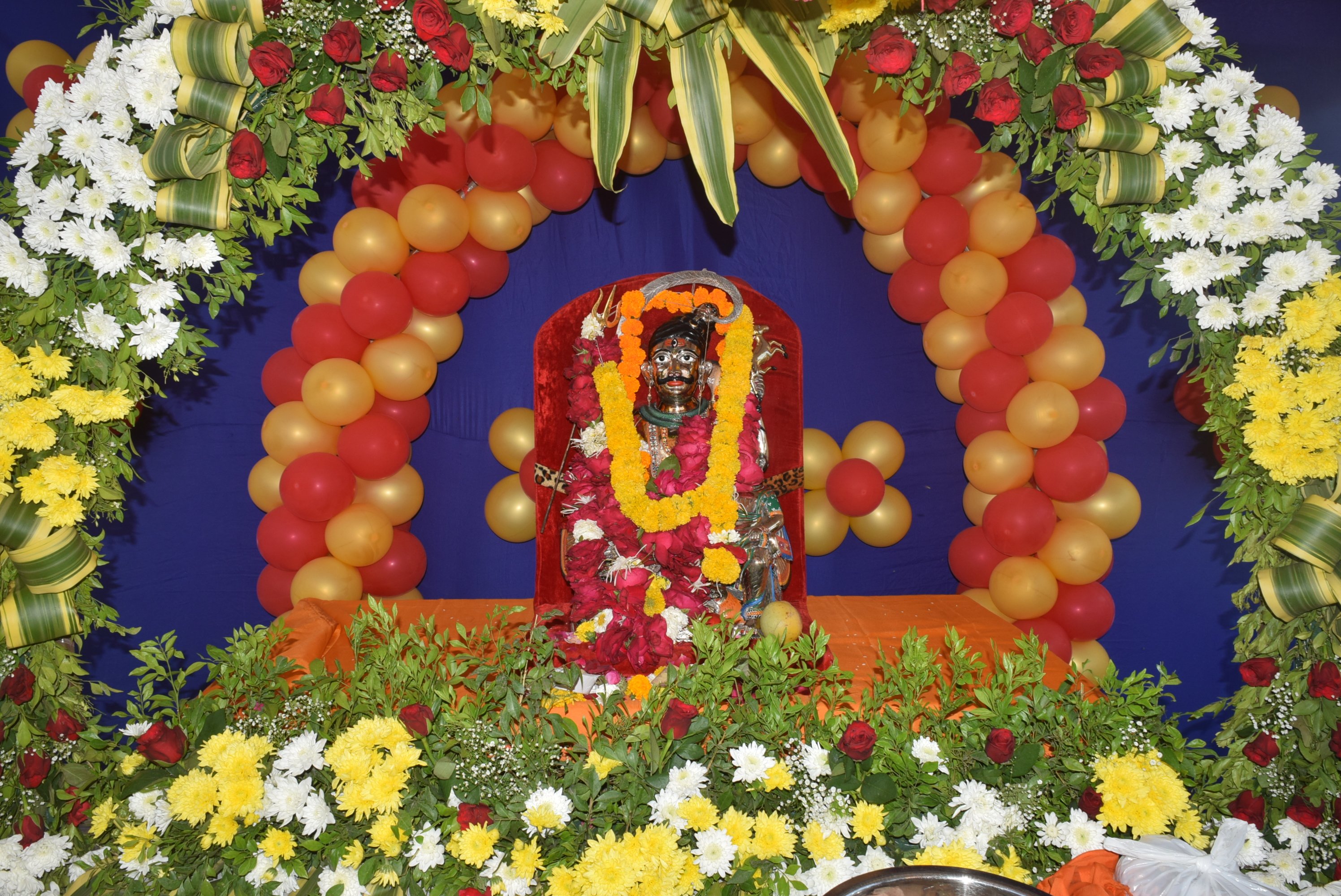 Har Har Mahadev's Naad Resounds in Shivalayas: Devout Celebrations of Mahashivratri