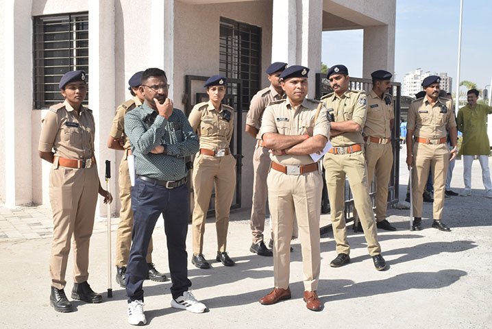 Lawyers stayed away from court proceedings on various issues in the new court complex