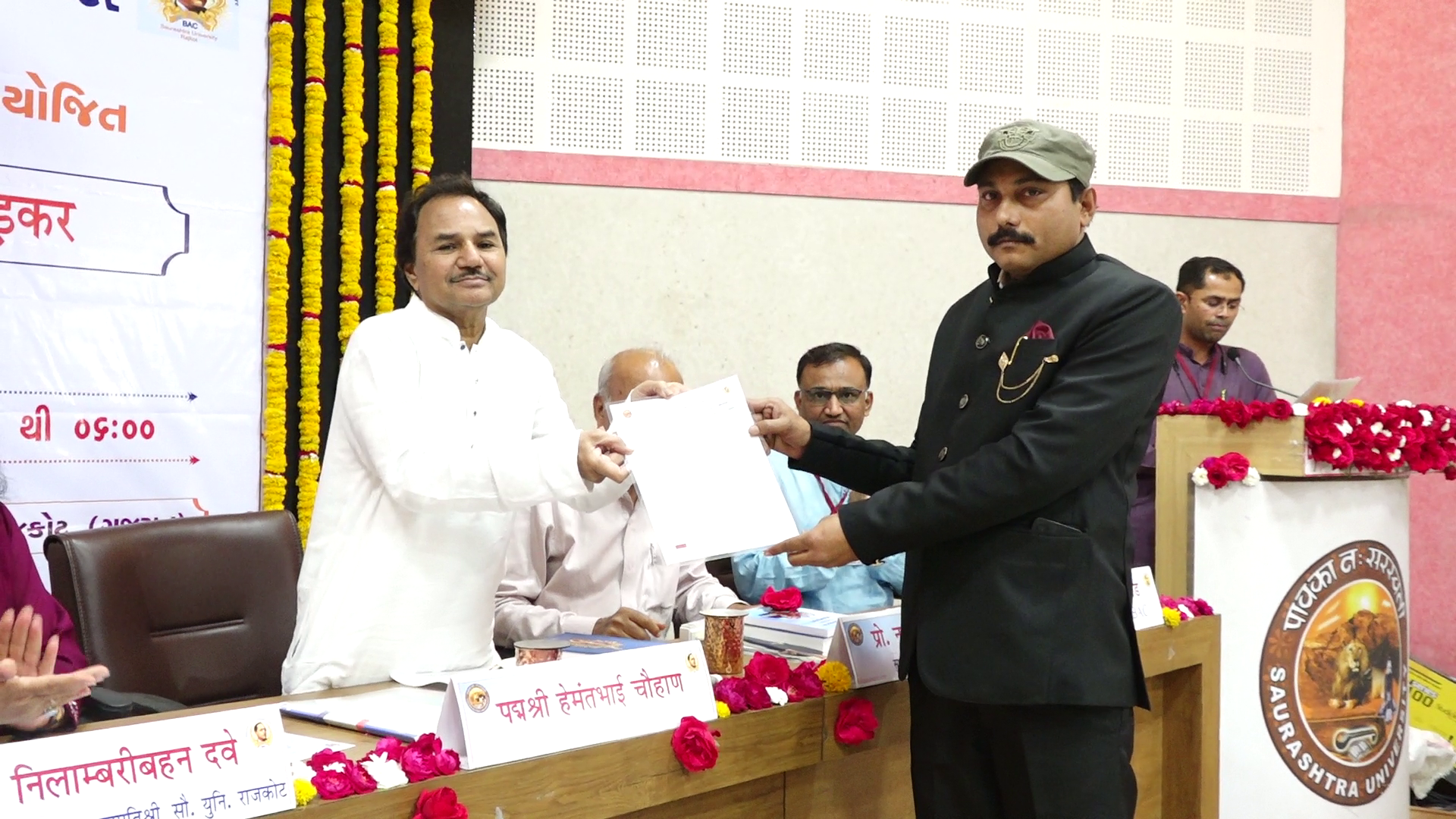 Dr. Padma Shri Hemant Chauhan conferred with 'Bhimratna' Award by Ambedkar Chair-Centre