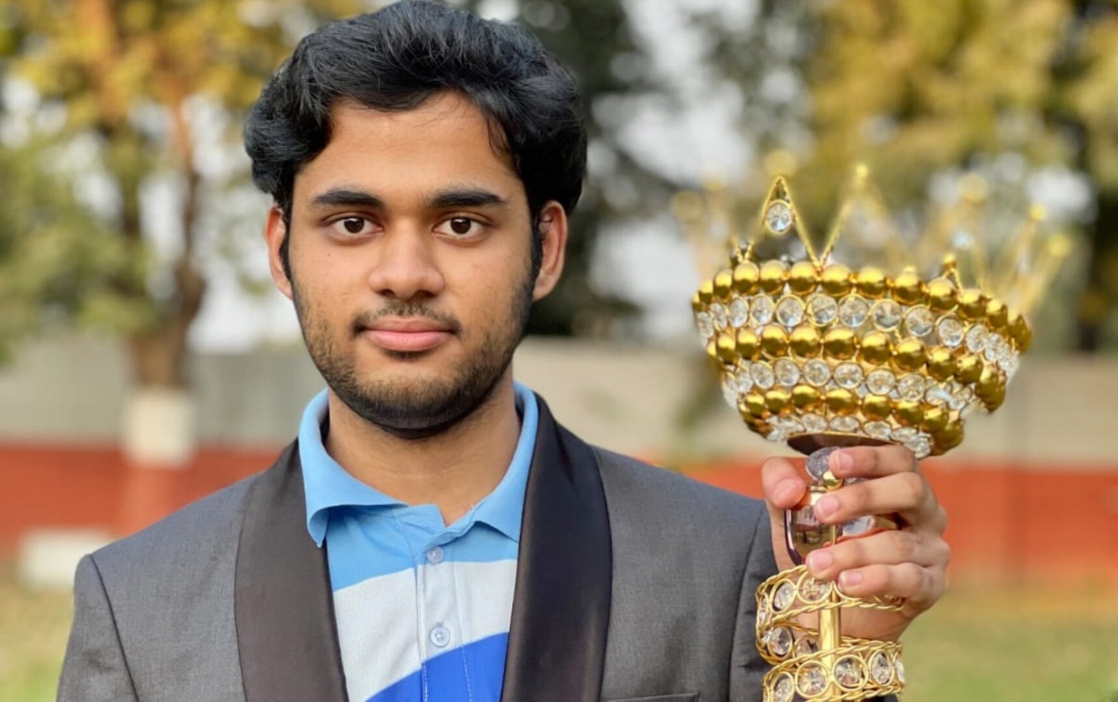 Arjun Erigasi has become the new number 1 chess player of the country, leaving behind Vishwanathan Anand.