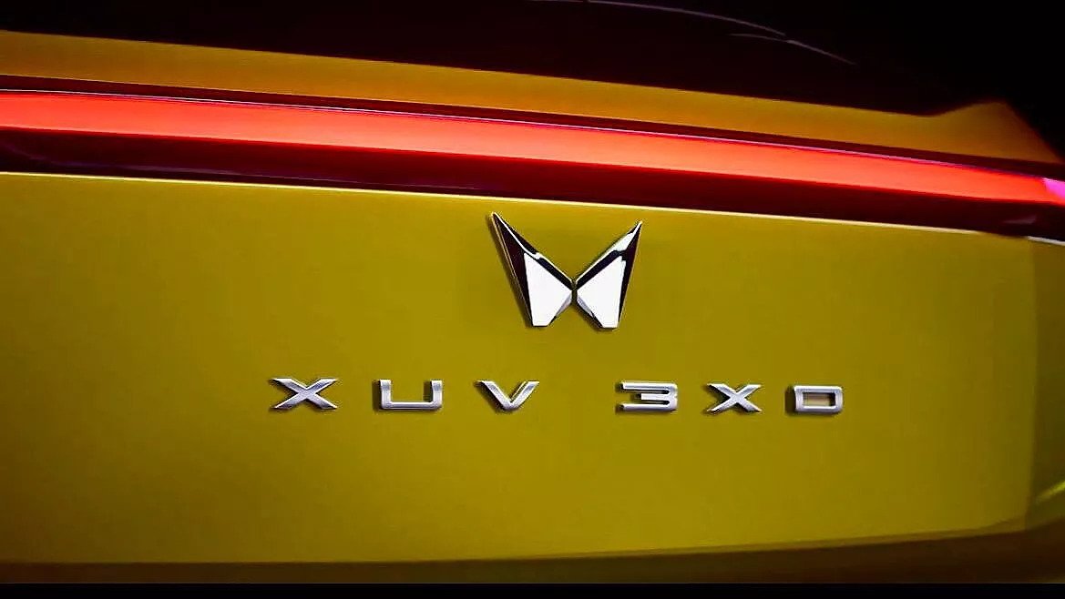 mahindra xuv 3xo rear logo0