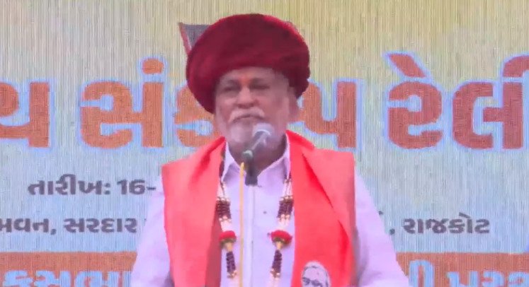 Rajkot BJP candidate Parasottam Rupala's mass rally, Parasottam Rupala's appeal for voting...