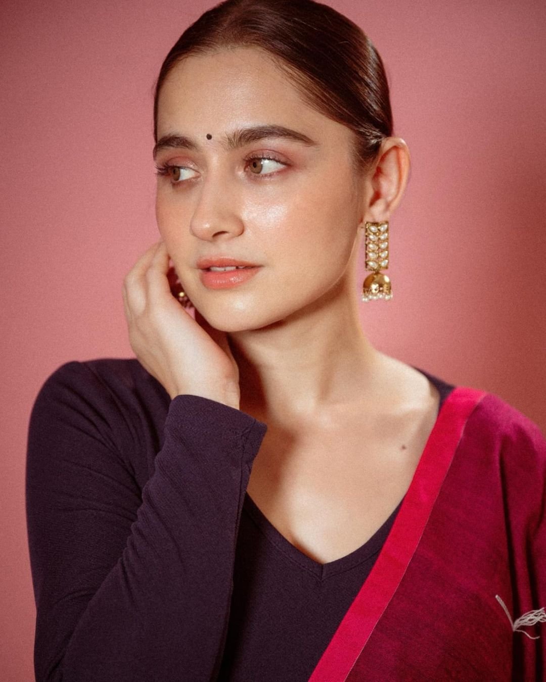 1 Sanjeeda Sheikh