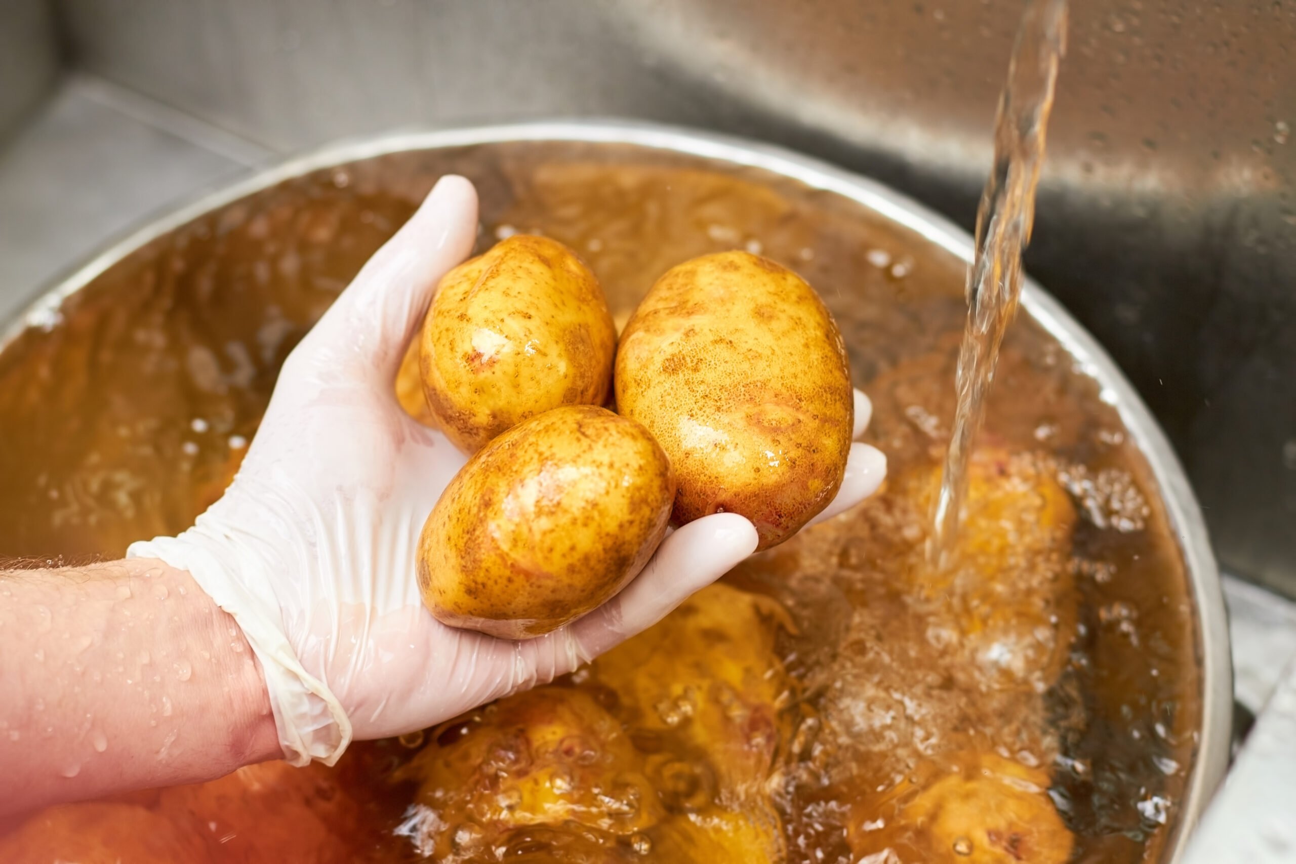 Store potatoes this way to prevent spoilage