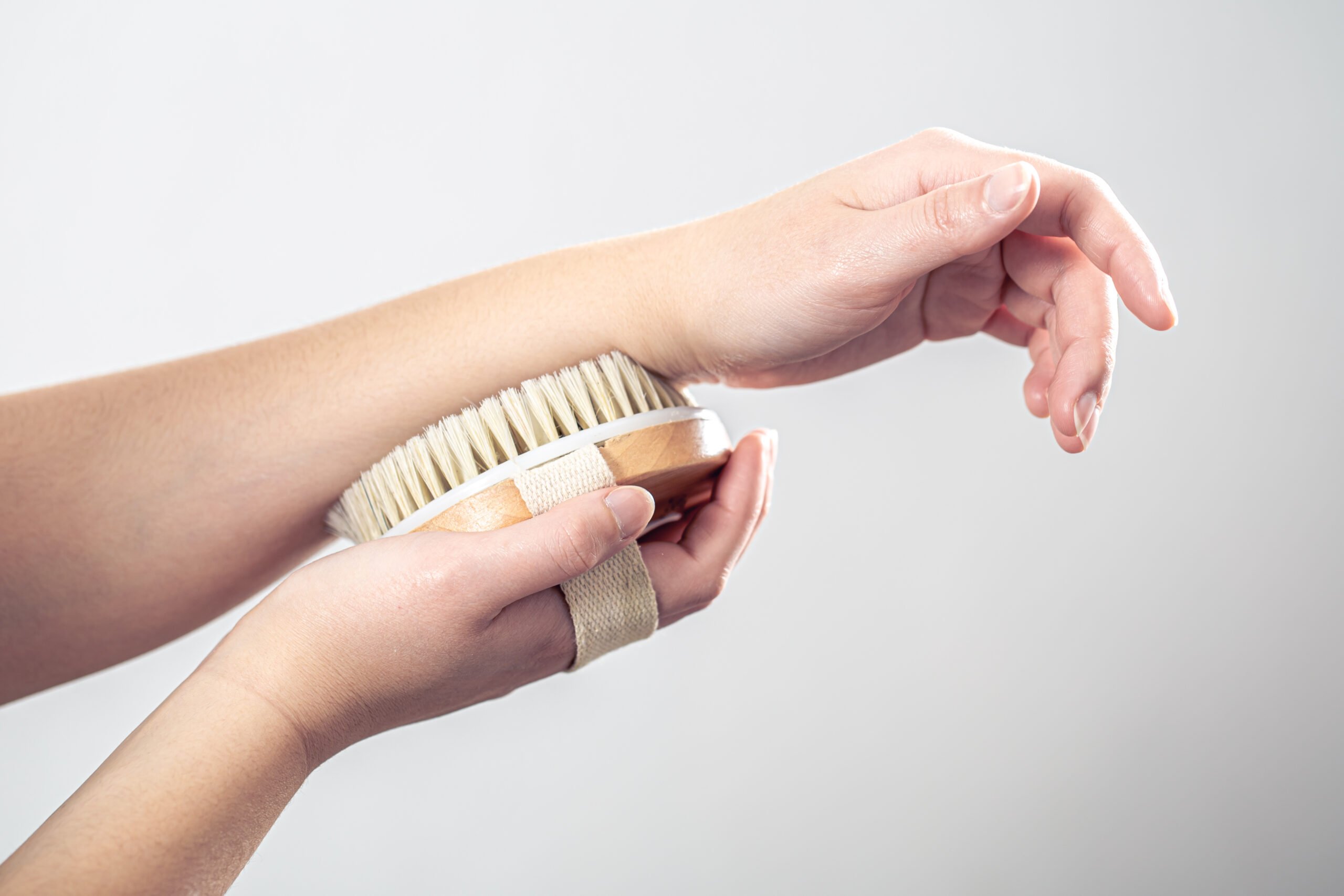 Know, the benefits of dry brushing on the skin