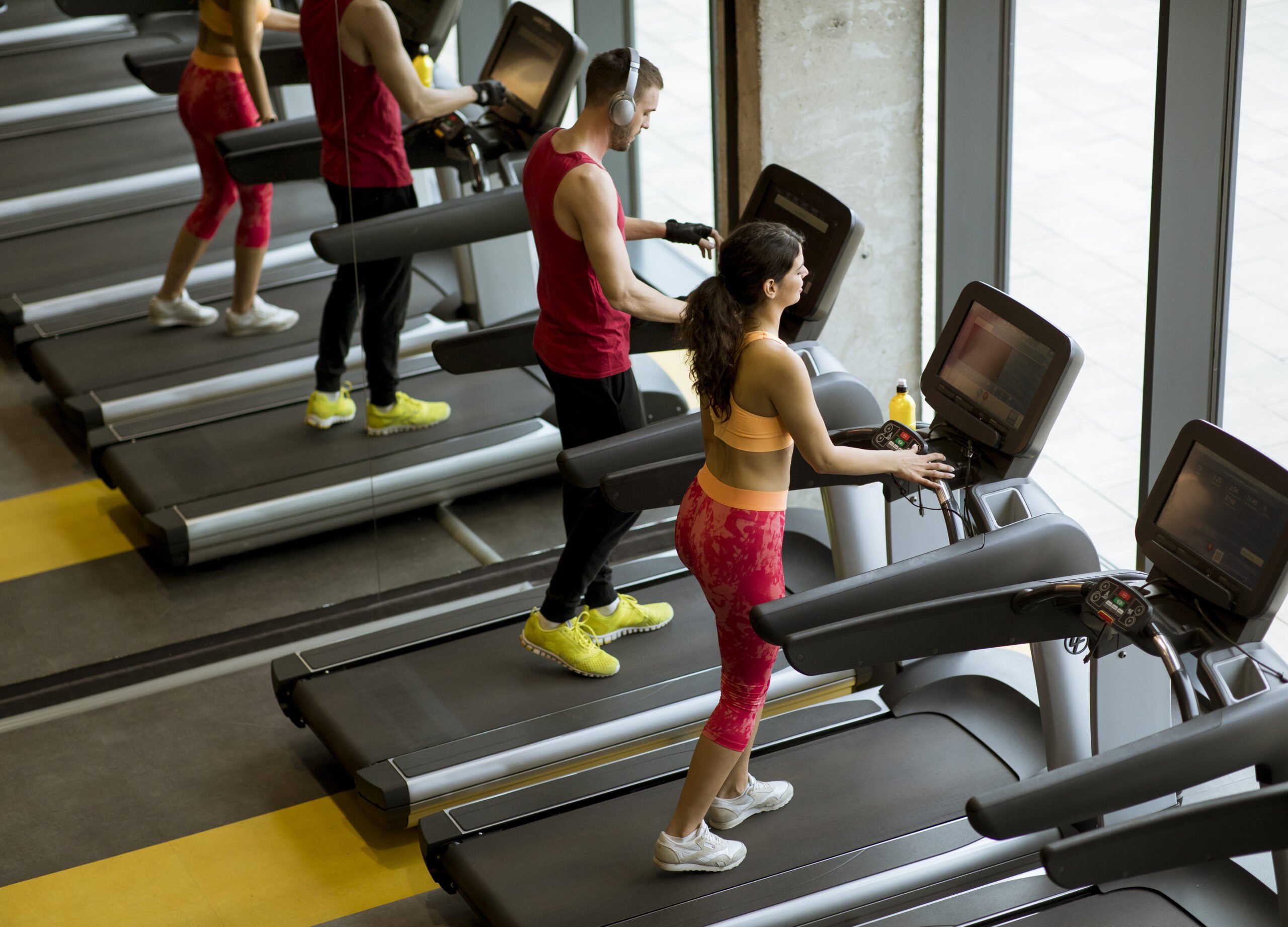 Walking or treadmill walking... which is better for health?