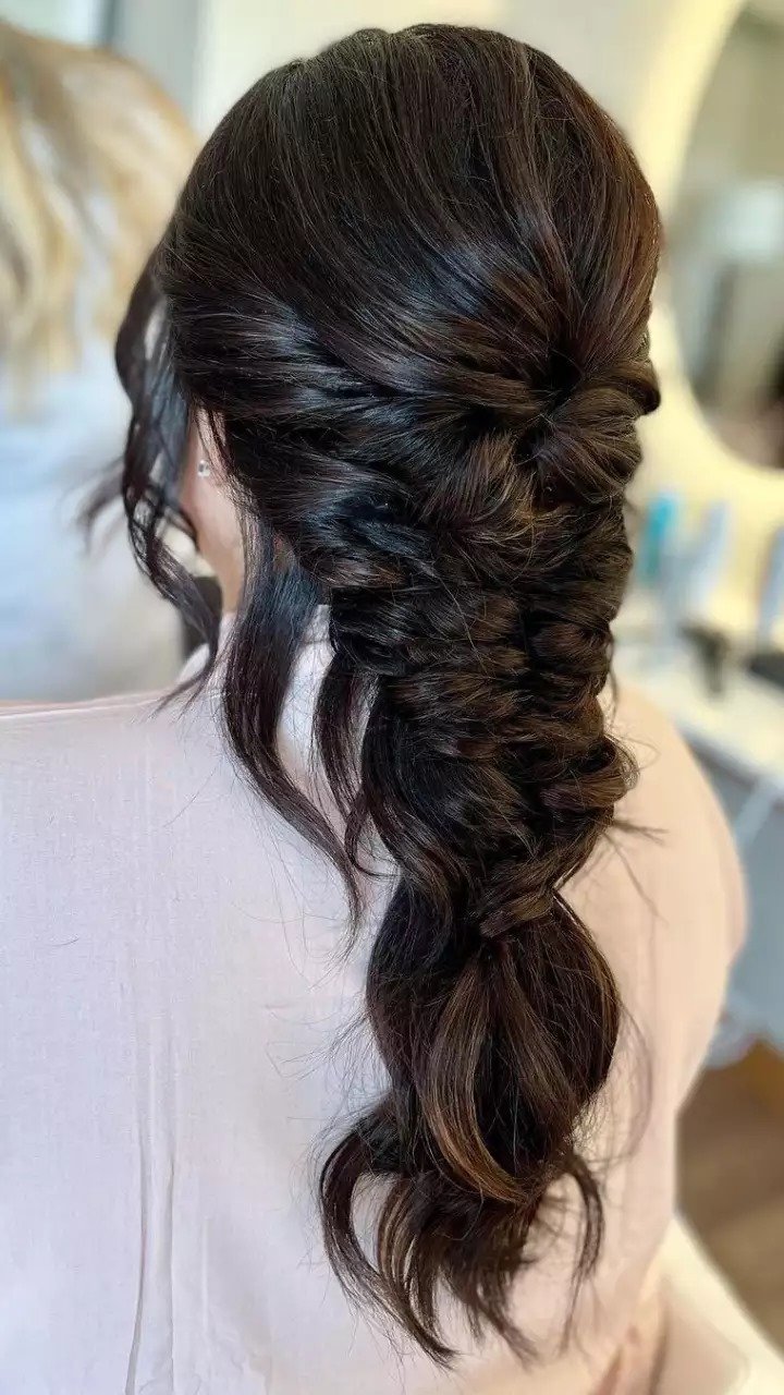 Try this simple hairstyle on Rakshabandhan