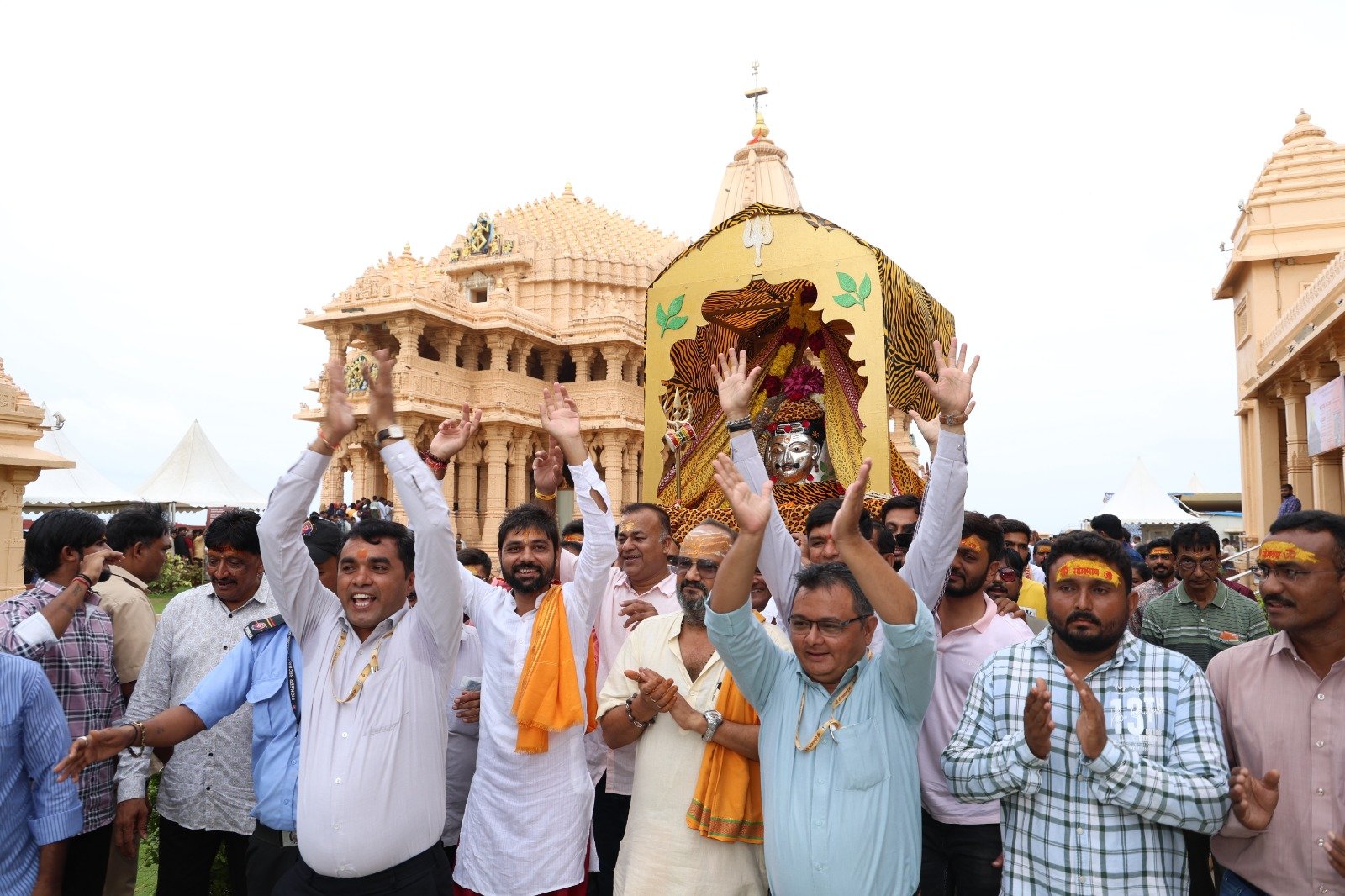 A palkhiyatra was held in Somnath temple on the second Monday of Shravan