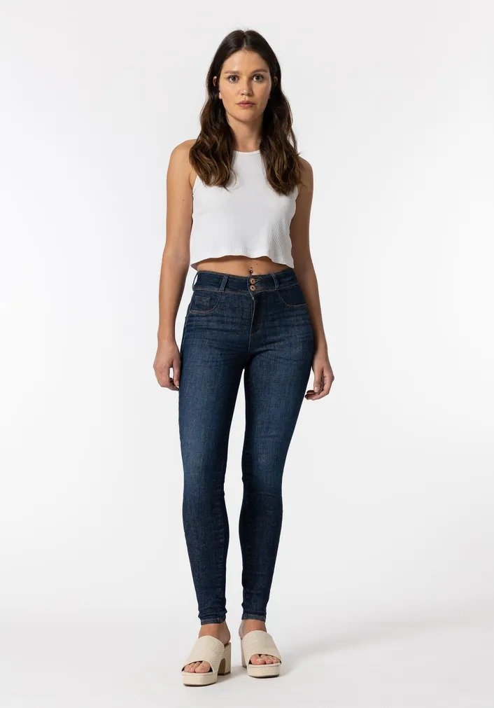 Buy jeans according to your body shape, then your look will look glamorous