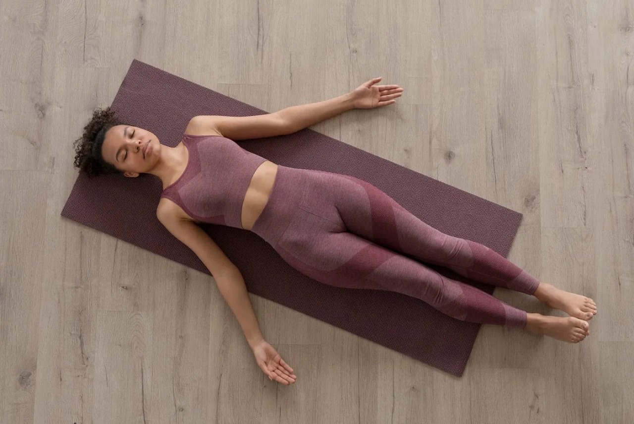 Do you also want to reduce your tension and sleep better? So do this yoga every day