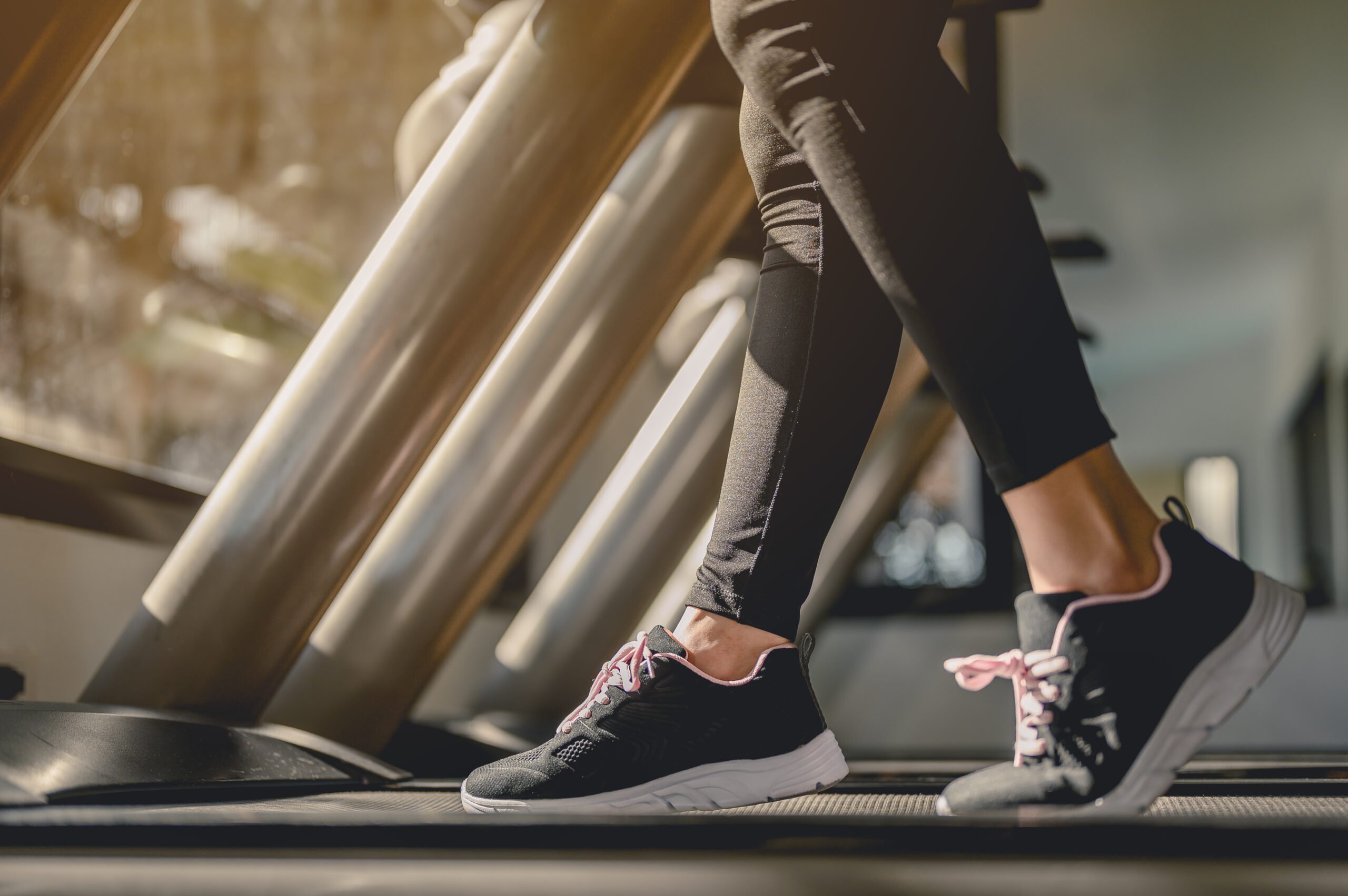 Walking or treadmill walking... which is better for health?