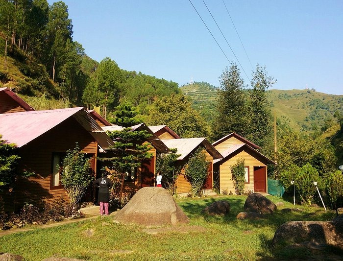 Chalal village of Himachal is a great place for 2 days rest