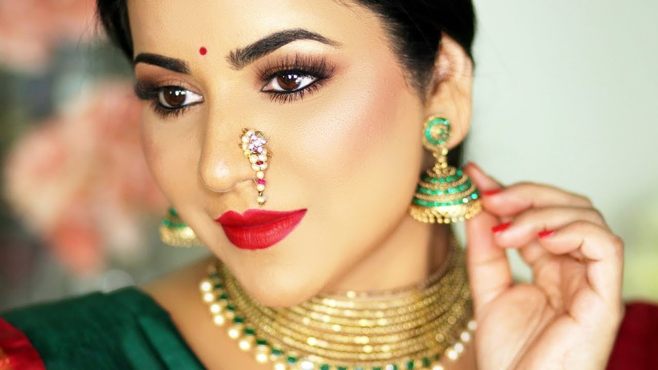 Do you also want to get a Maharashtrian look on Ganesh Chaturthi?