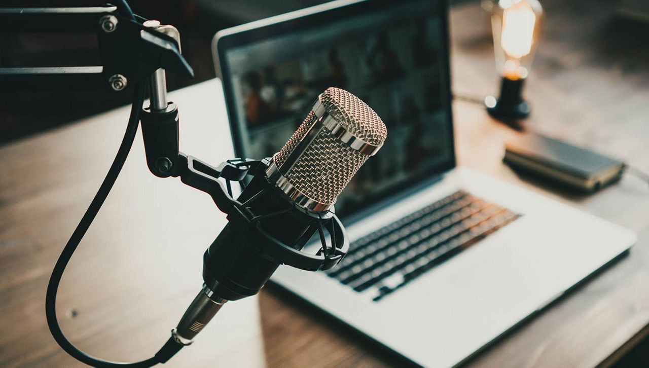 International Podcast Day: Find out what podcasts are and who first started them