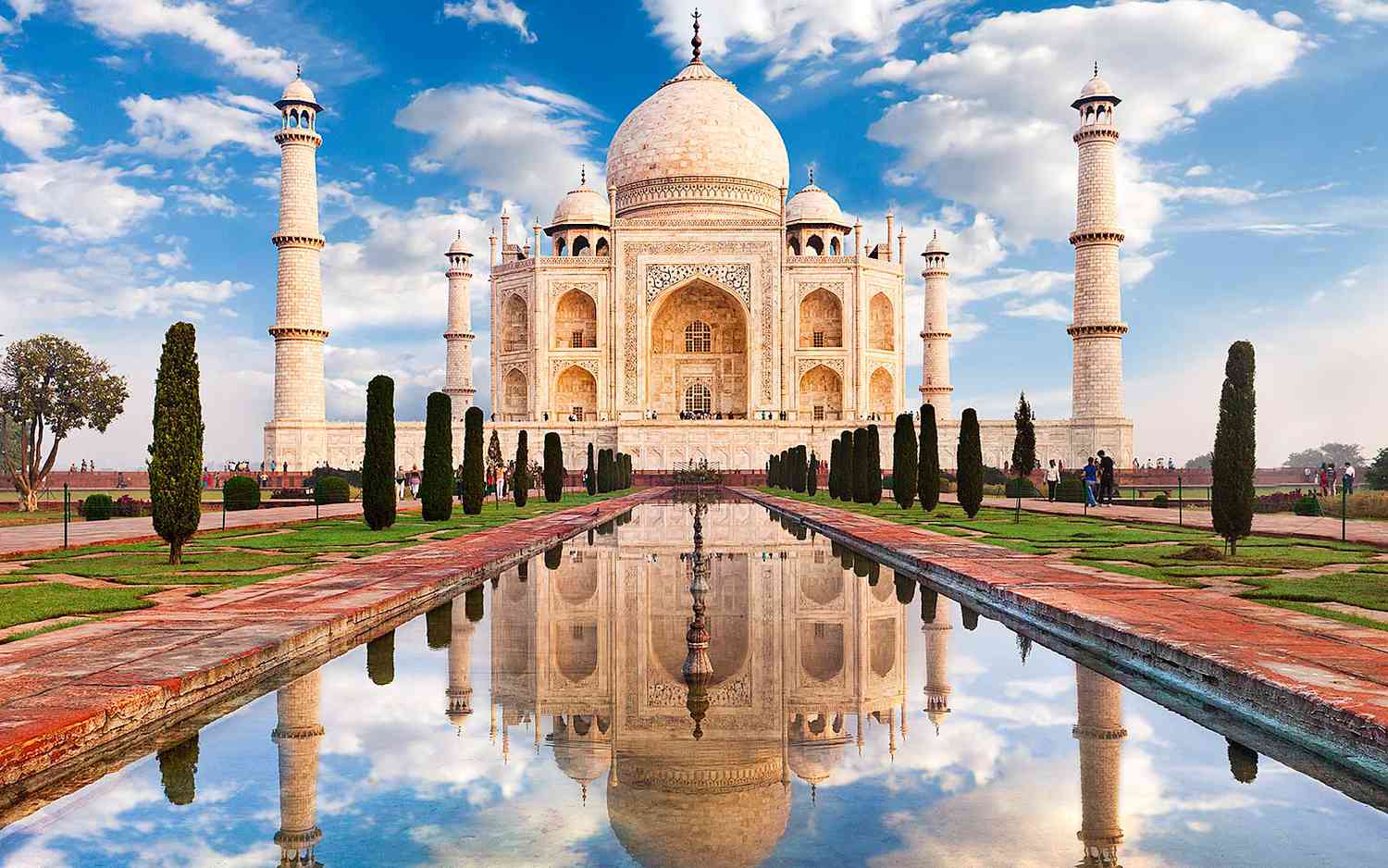 World Tourism Day: These places in India are the favorite of foreigners, where millions of tourists visit every year