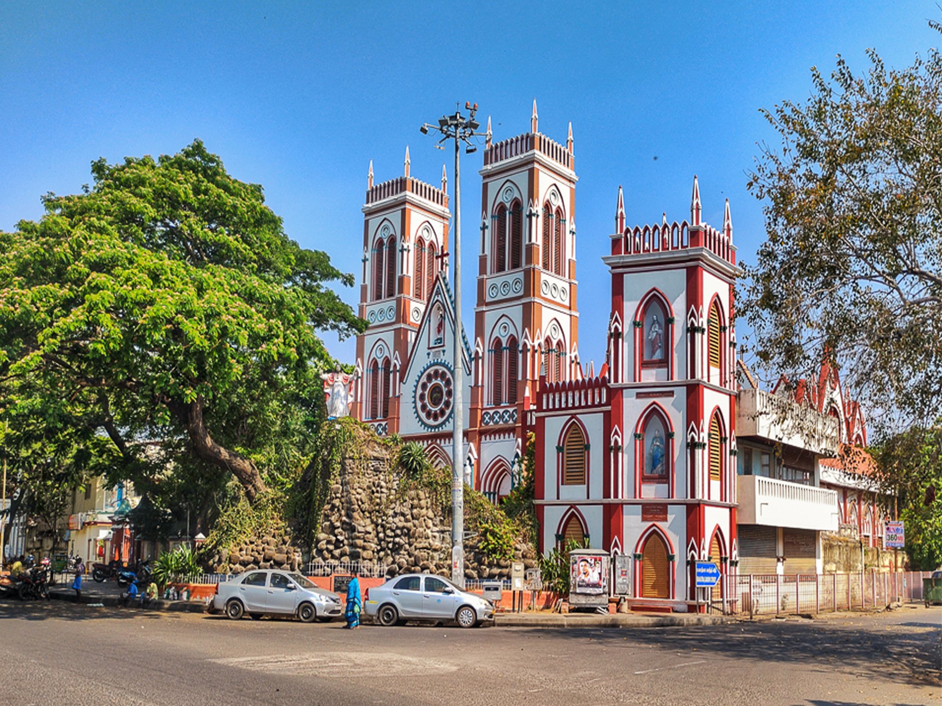 03 The Sacred Heart Basilica, Pondicherry