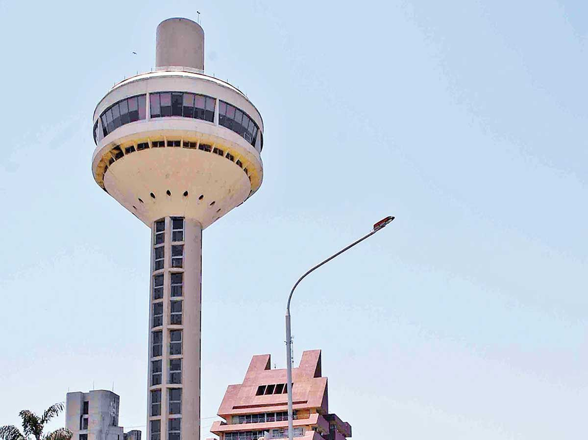 04 patang revolving restaurant