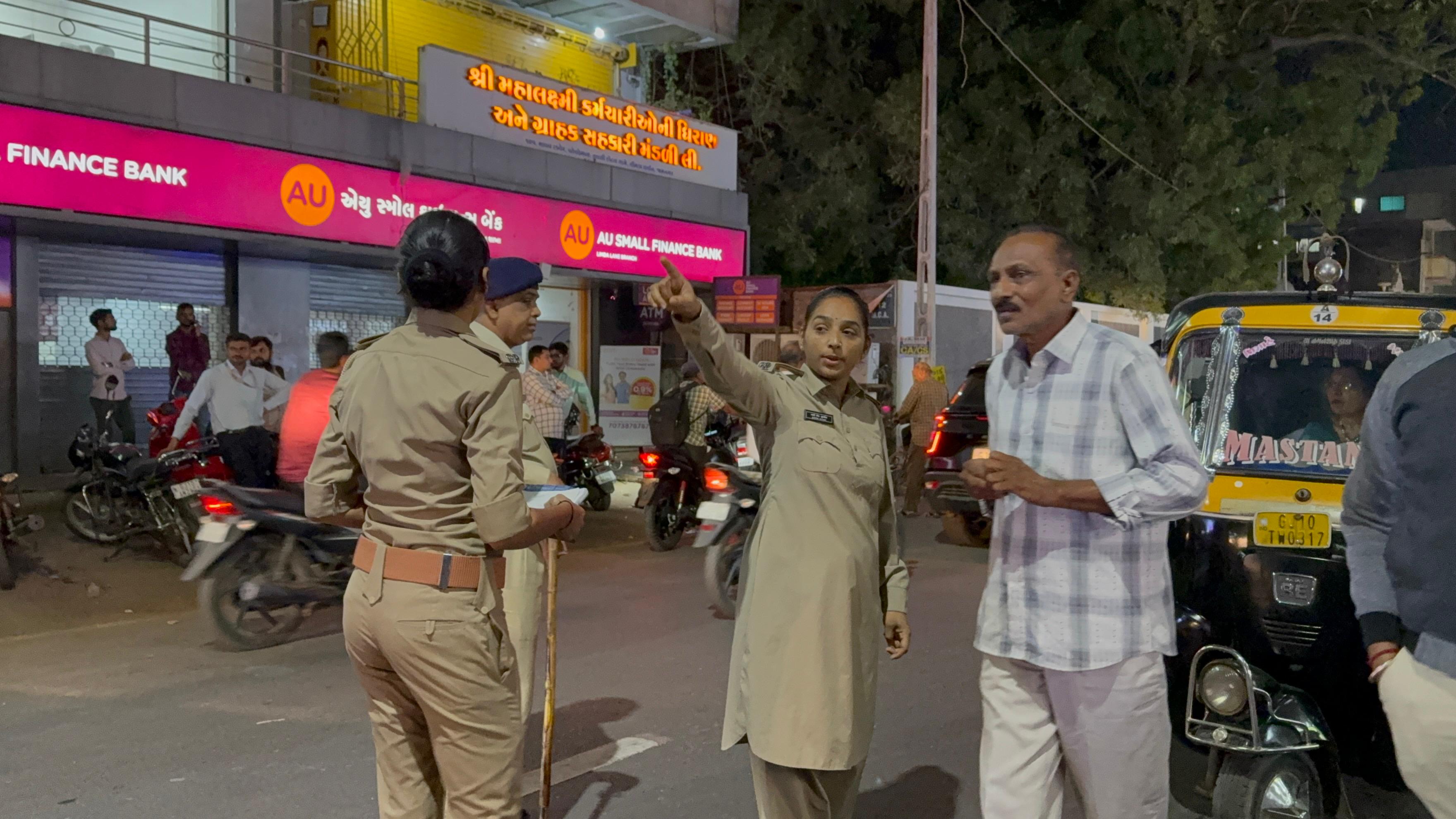 Traffic campaign conducted by staff of City B Division Police Station in Jamnagar