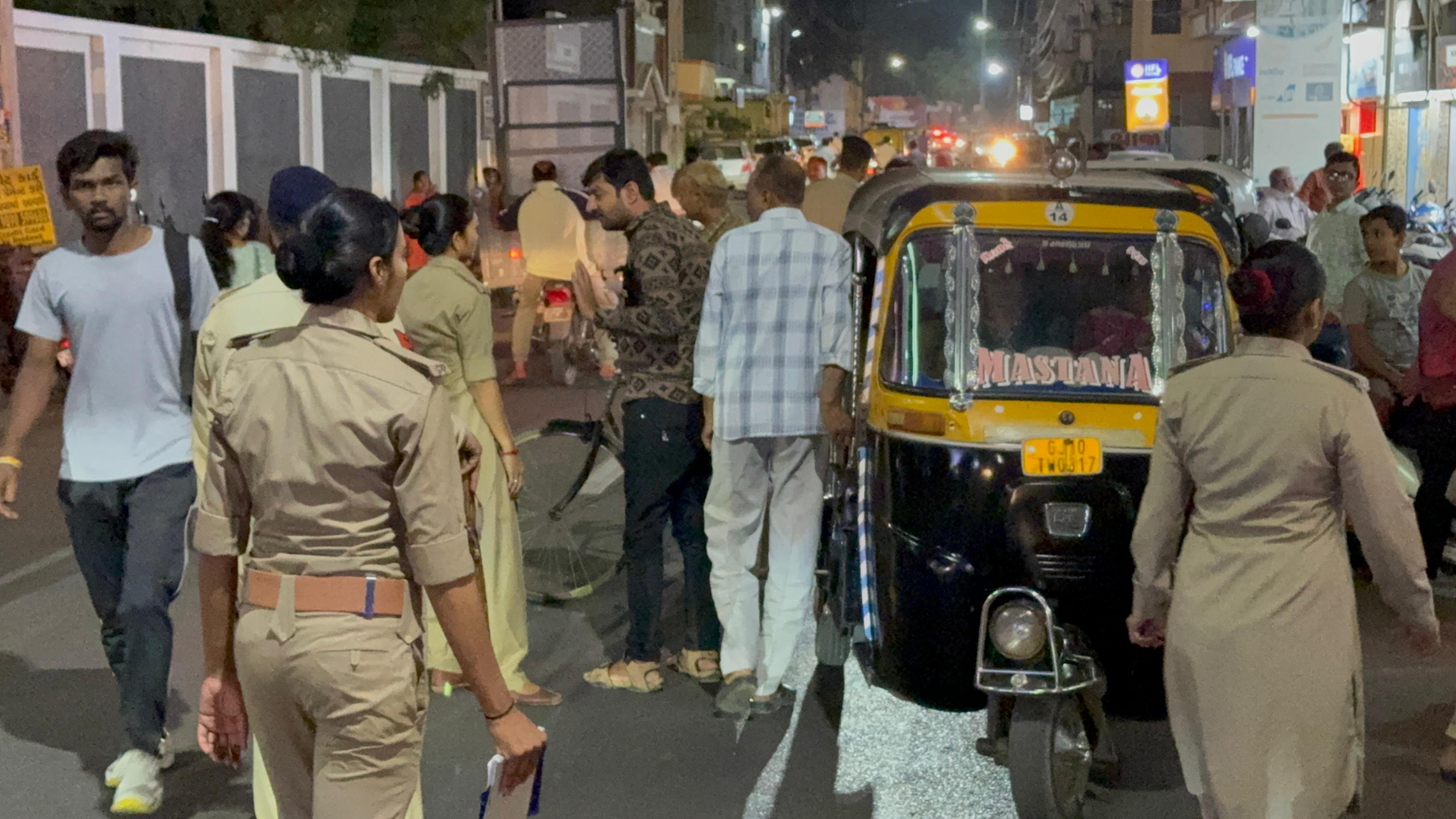 Traffic campaign conducted by staff of City B Division Police Station in Jamnagar