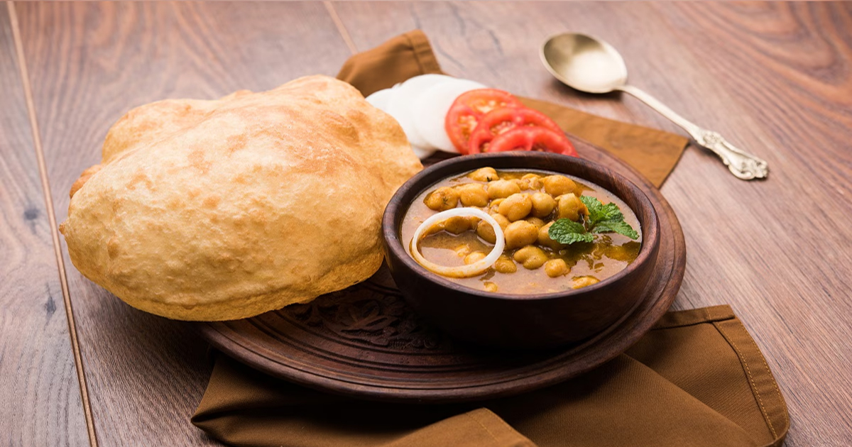 05 Chole Bhature