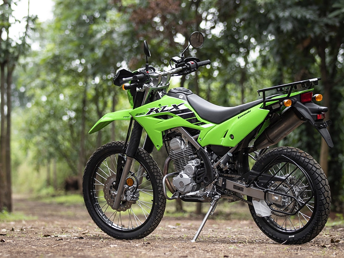 Kawasaki એ લોન્ચ કરી તેની ન્યુ Kawasaki KLX 230 જાણો કિંમત અને ફીચર્સ...