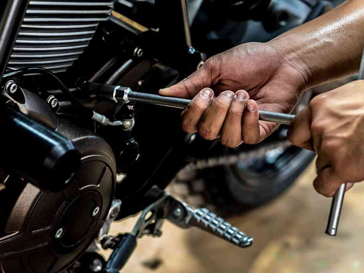 Bike Care Tips : શું તમે પણ તમારી બાઈકની સારી રીતે કાળજી રાખવા માગો છો, તો આ ટીપ્સ તમારા માટે 