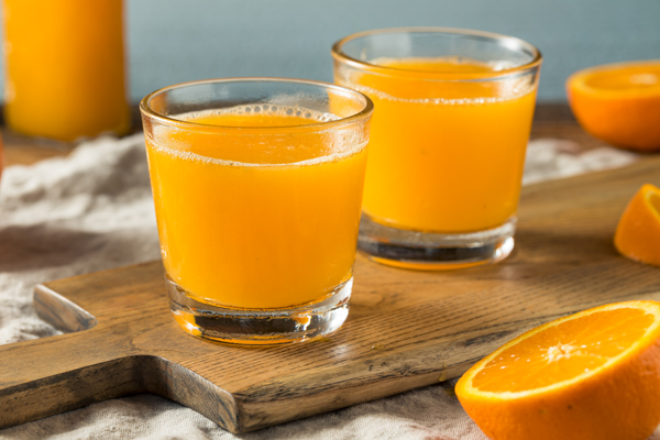 Orange juice in winter is a treasure trove of health benefits, know the right time and way to drink it