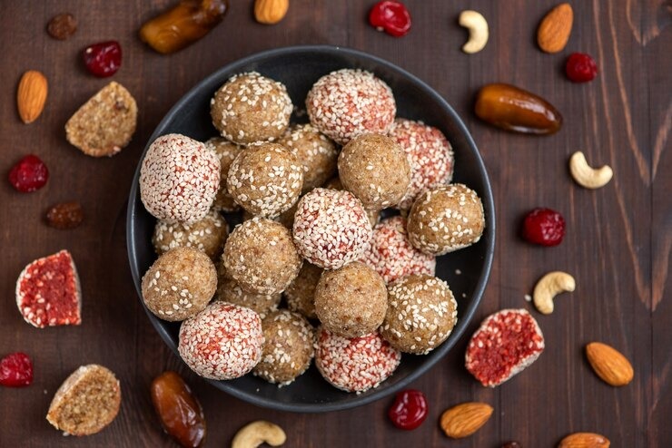 These laddus made from dry fruits will boost immunity in winter