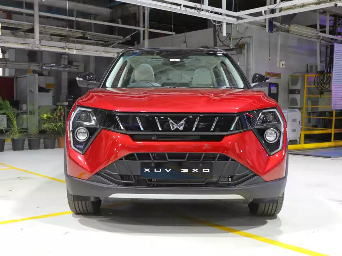 Mahindra XUV 3XO લોન્ચ થયા પછી પેહલી વાર જોવા મળ્યો વધારો...